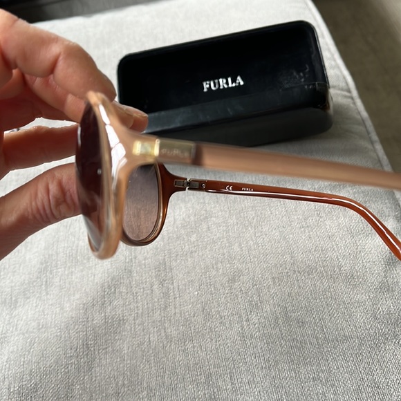 Furla sunglasses - Picture 3 of 3